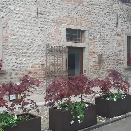 La Della Torre *